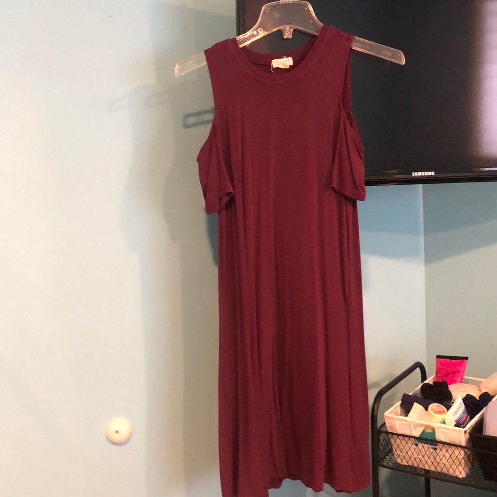 American eagle off the shoulder dress !